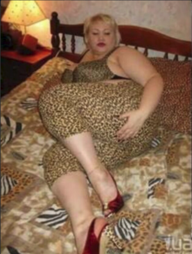 Давай я тебя ещё вот в этой позе сфоткаю