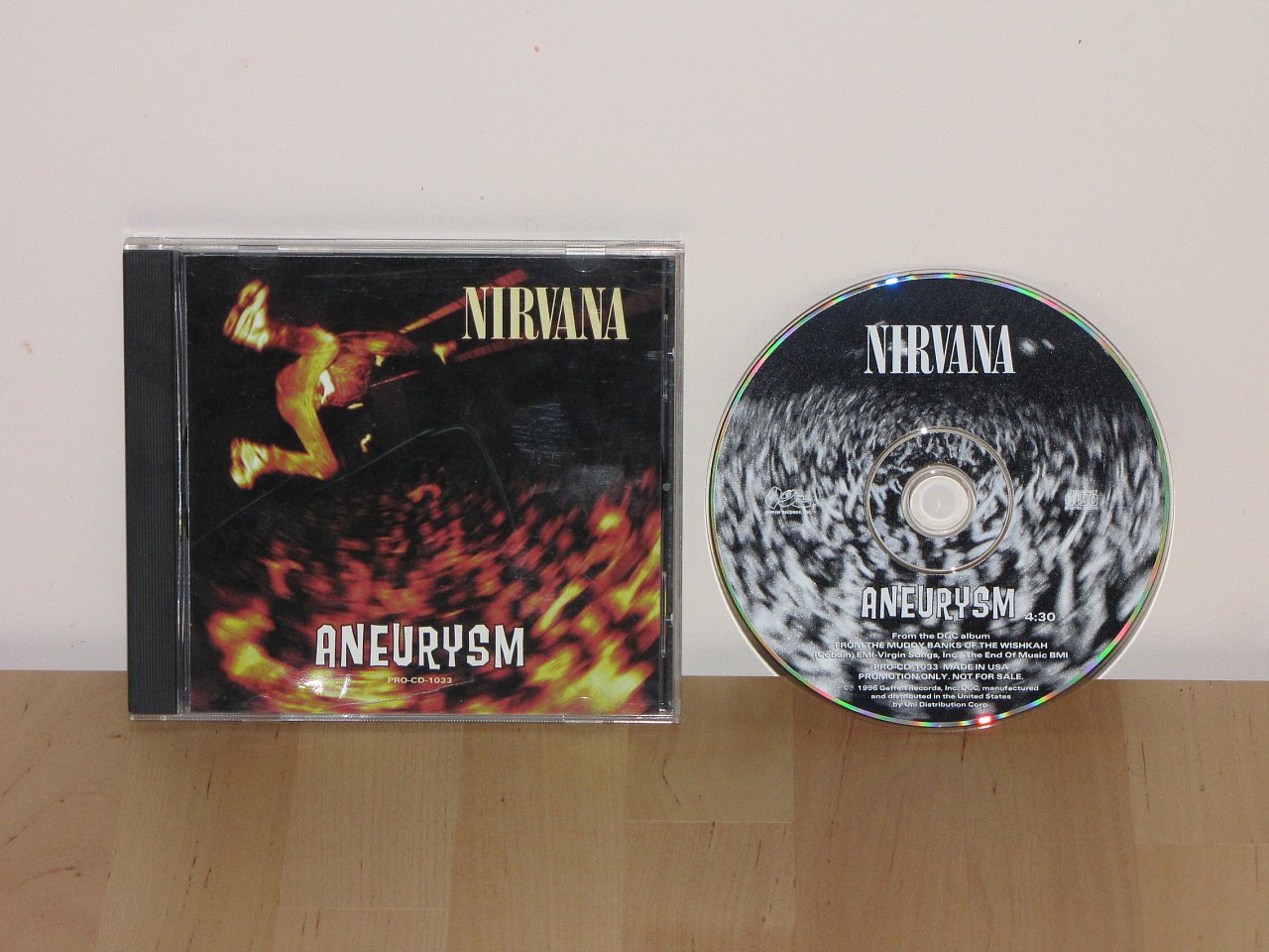 Nirvana aneurysm. Сингл Нирвана. Nirvana Sliver обложка. Обложки синглов Нирвана. Нирвана Aneurysm.