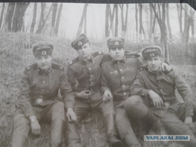 Сангачалы в/ч. Сослуживцы по армии ссср. Найти сослуживцев без регистрации. Сослуживцы по воинской части. Сослуживцы по армии прикольные.