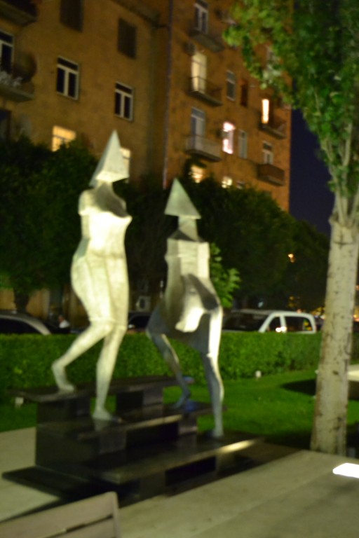 Необычные статуи мира