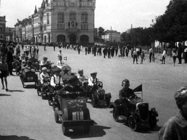 Фотографии из прошлого нашей страны - 22