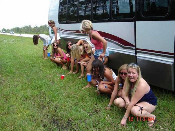 Ужасы и приколы из соцсетей 18+