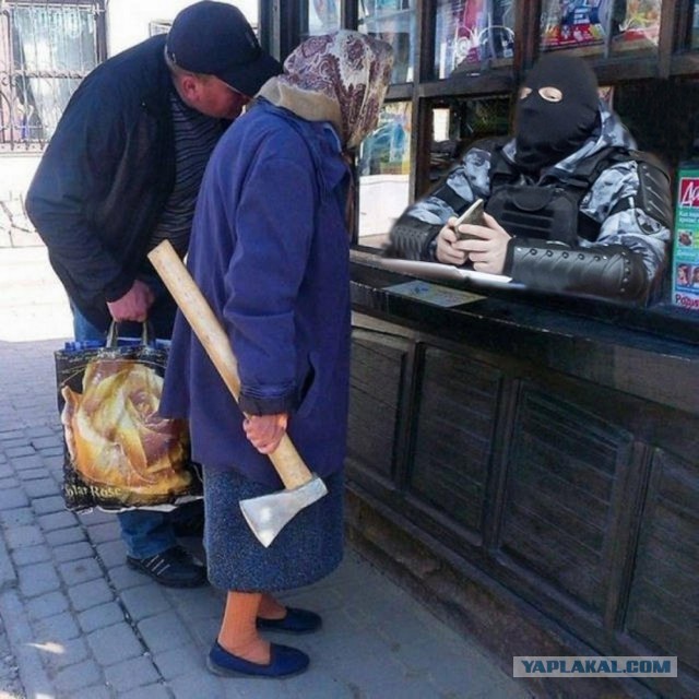 Фотожабы: омоновец на фоне Путина