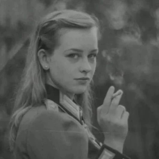 Евреев бьют