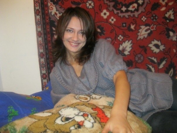 Девчата из 90-х и 00-х