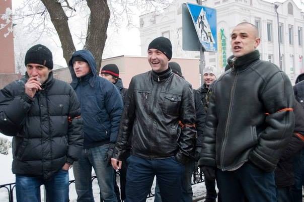 Юго-восток Украины требует от Киева уважения