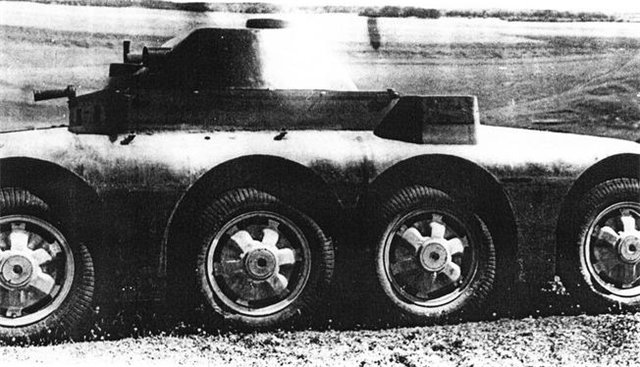 Игра на ЯПе: Угадай АВТО-8