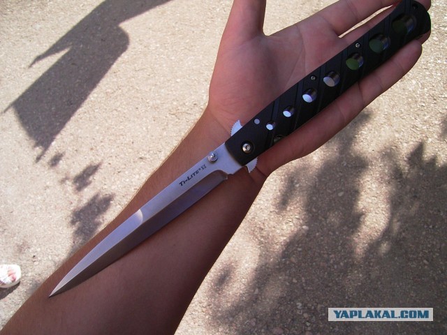 Нож Беара Гриллса Ультимейт = ст.222 ч.4. УК РФ