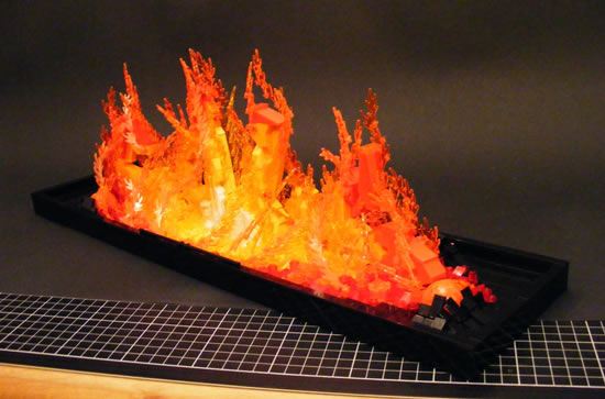 Реалистичный огонь из Лего (9 фото)