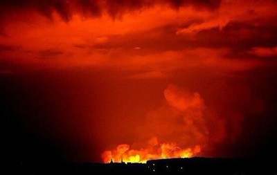 Сватово, Украина, горят склады со снарядами