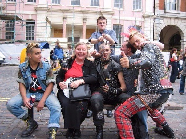 Ужасы и приколы из соцсетей 18+