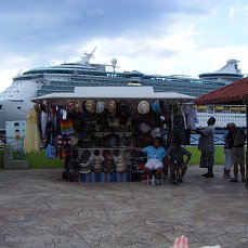 О новом городе развлечений на воде: инаугурационный круиз на гиганте Harmony of the Seas