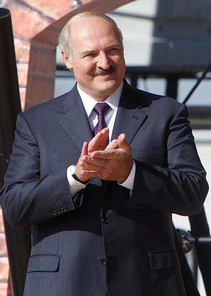 Лукашенко решили захлопать