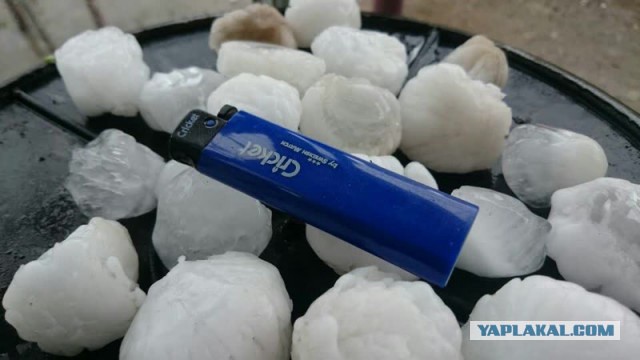 Как ставропольцы спасали свои автомобили от града