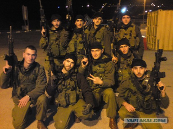 С Днем ВДВ, посоны!