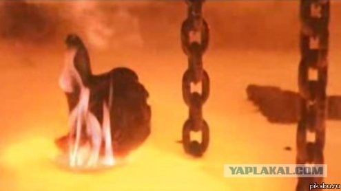 Погрузили экскаватор, как же он печально ковшиком махнул