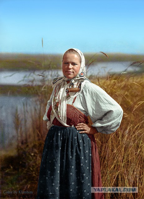 Московская художница Ольга Ширнина раскрасила более 2000 старых фотографий
