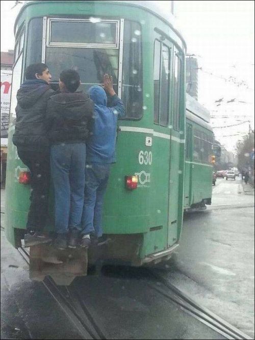Забавных картинок не хотите ли?
