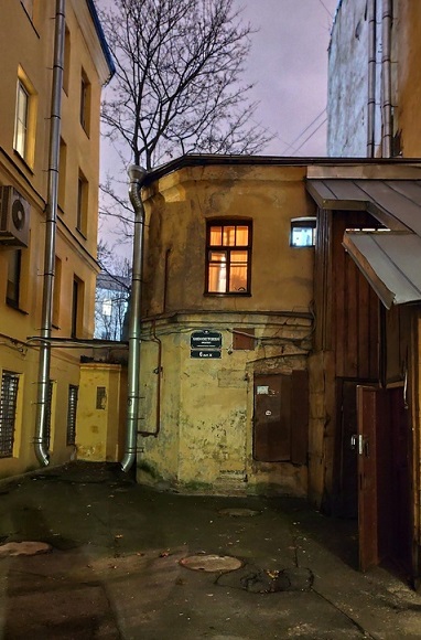 Куда пойти в Петербурге?