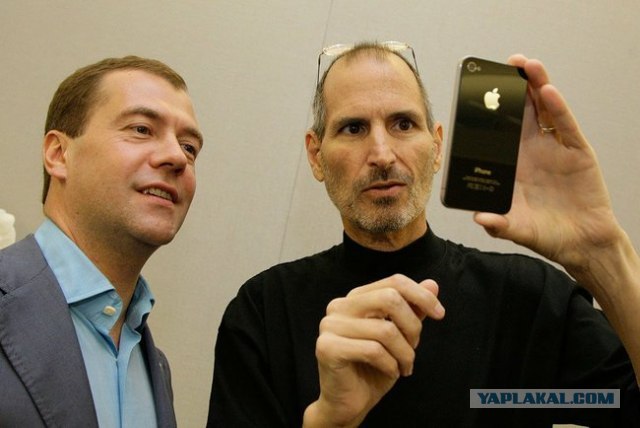 Умер Cтив Джобс
