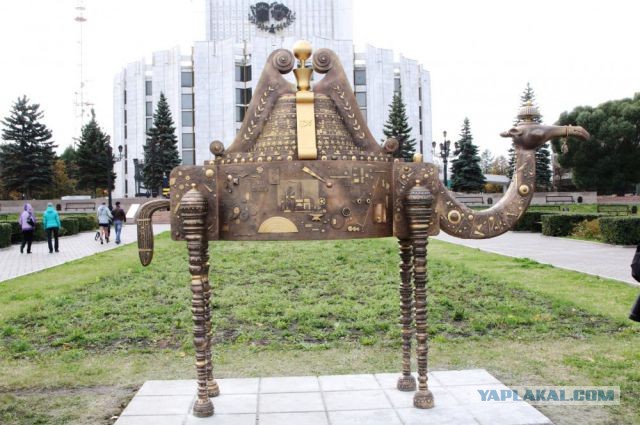 50 самых причудливых скульптур