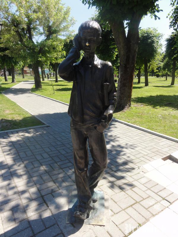 Интересные памятники вашего города