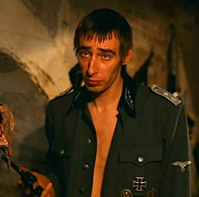 В Донецке до сих пор находят схроны с оружием.