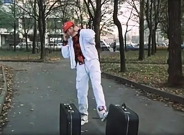 Бренд Zbioland показал часы с ползающей змеёй на циферблате, цена вопроса — $3000.