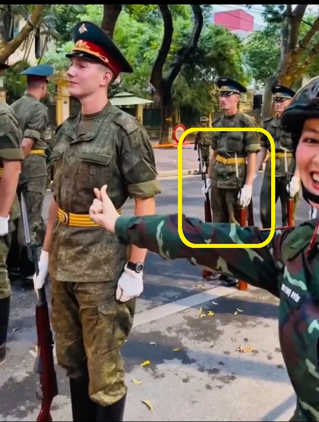 Боец молодец! Строй держит