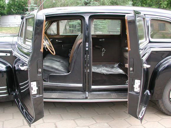 Цех по производству автомобилей