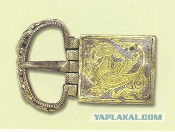 Пропали три столетия истории.
