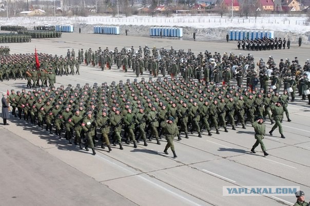 Военный парад весна 1951 года.