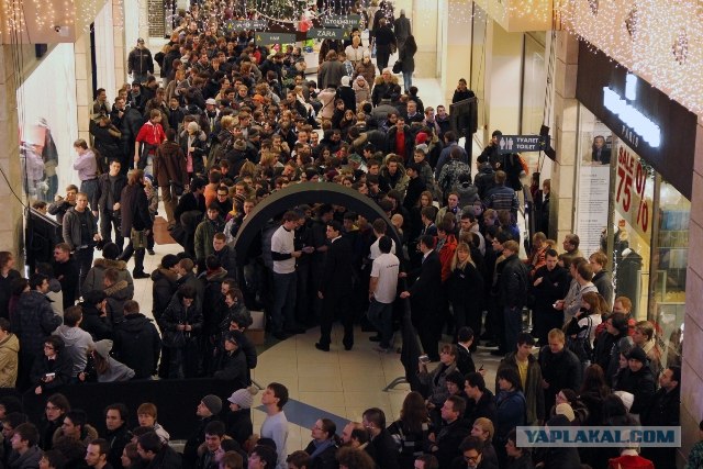 Глумление над покупателями Пятого Айфона