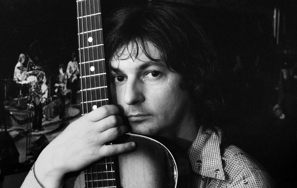 Фото актеров и музыкантов, из которых харизма плещет через край