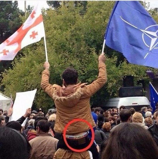 Ужасы и приколы из соцсетей 18+