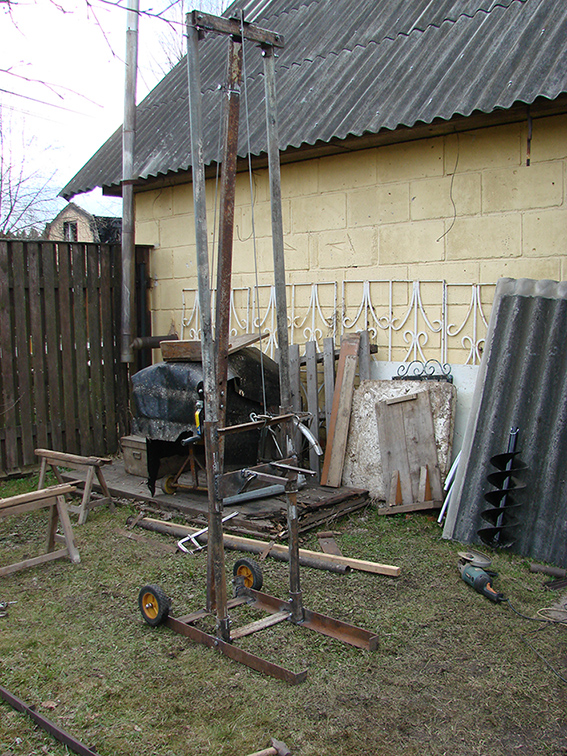 Буровая для мотобура