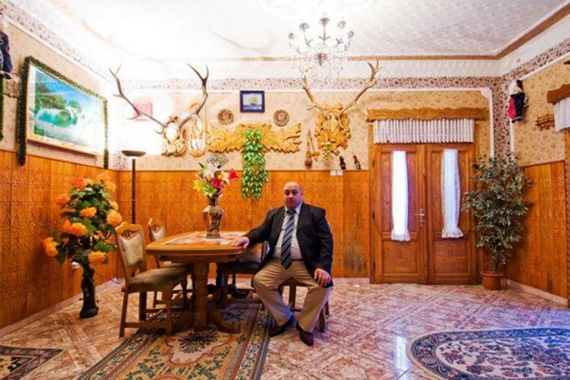 Миллиардеры бывают разными