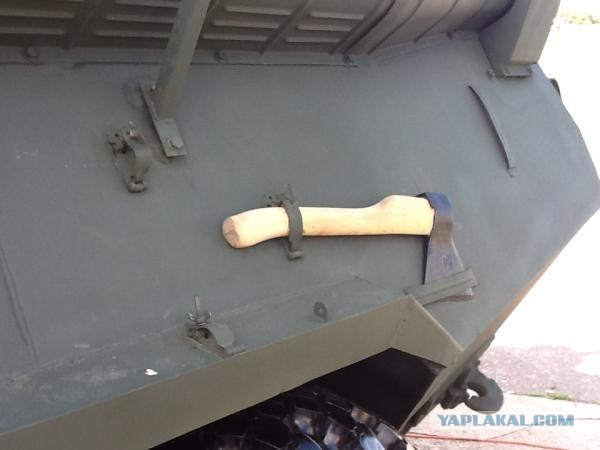 Нивавод не пропускает по обочине