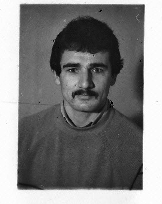 «Просто беру тебе и просто е*льник разбиваю». Учитель физкультуры в Воркуте замахнулся на школьника на уроке и пригрозил ударить