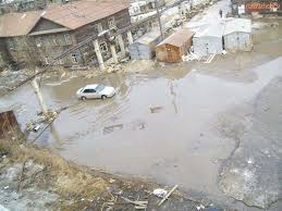 В этой деревне нет привычных дорог