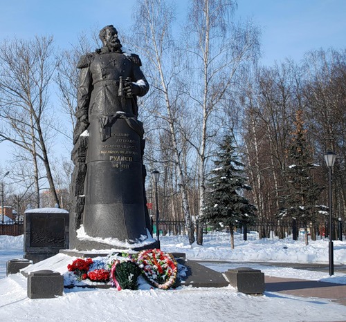 Зачем нужны памятники?