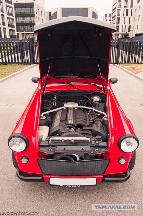 Уникальные авто в нашем дворе