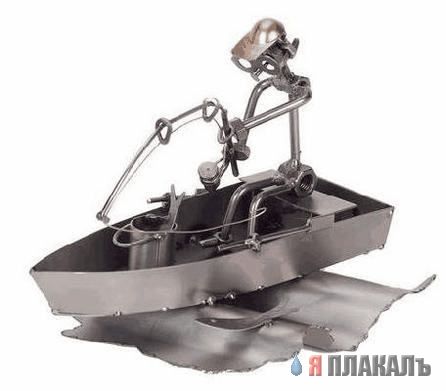 Фигурки из хозяйственной мелочи