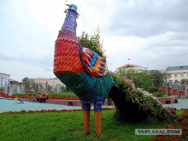 10 самых веселых памятников в России