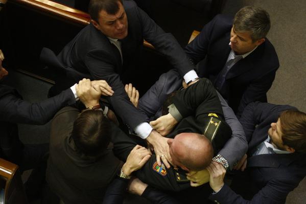 Ляшко: "сука, он блеать меня ударил в бок!"