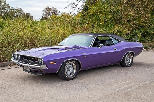 Dodge воскресил классический Challenger