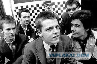 Рок-н-ролл в черно-белых фотографиях 1970-х