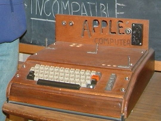 Apple все еще грозит штраф в 2 000 000 000 долларов США за замедление старых iPhone