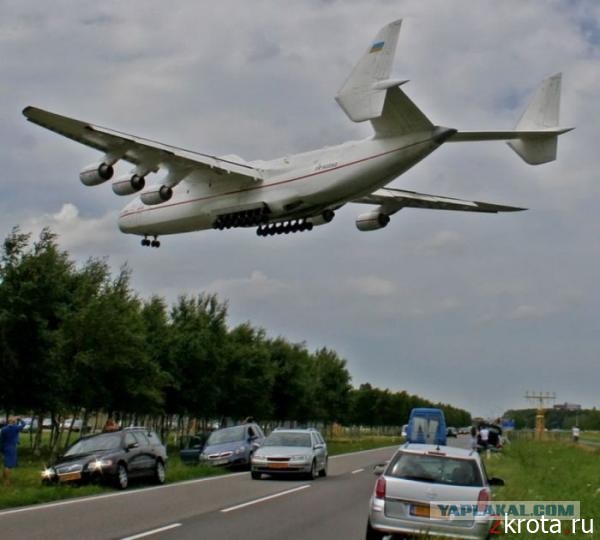 Самый большой самолет в мире - Antonov-2257621