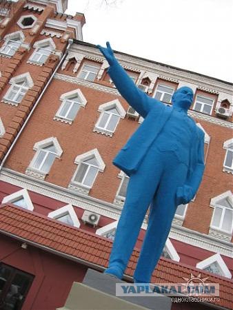 Краска напала на Москву
